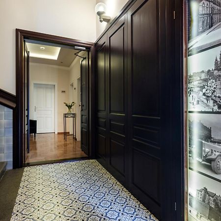 Kosmopolita Apartments Krakow Luaran gambar