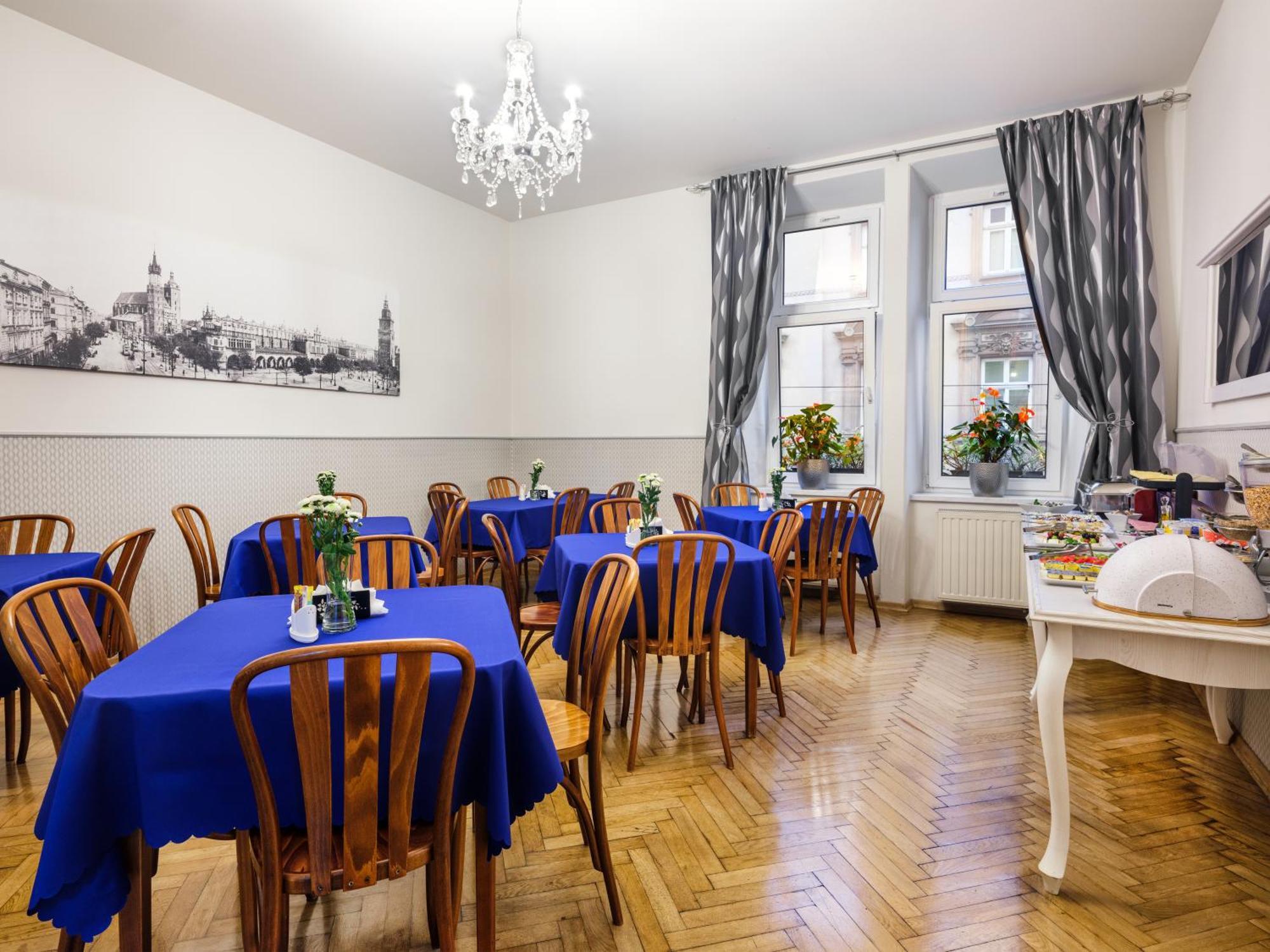 Kosmopolita Apartments Krakow Luaran gambar