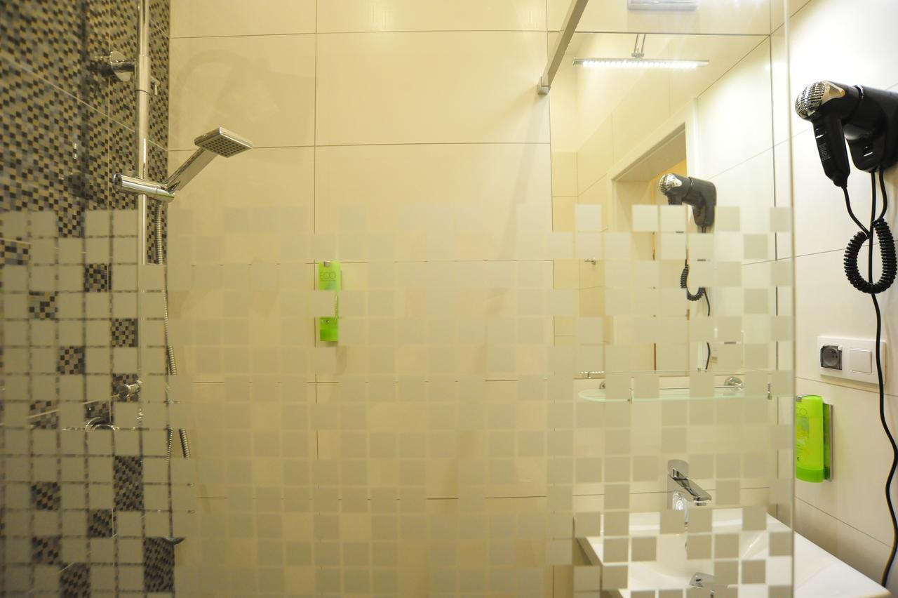 Kosmopolita Apartments Krakow Luaran gambar