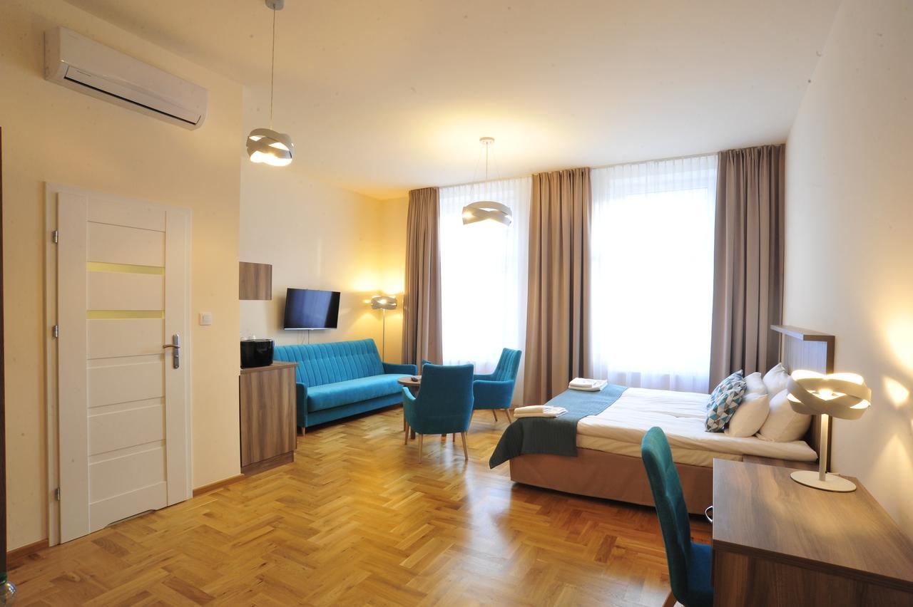 Kosmopolita Apartments Krakow Luaran gambar