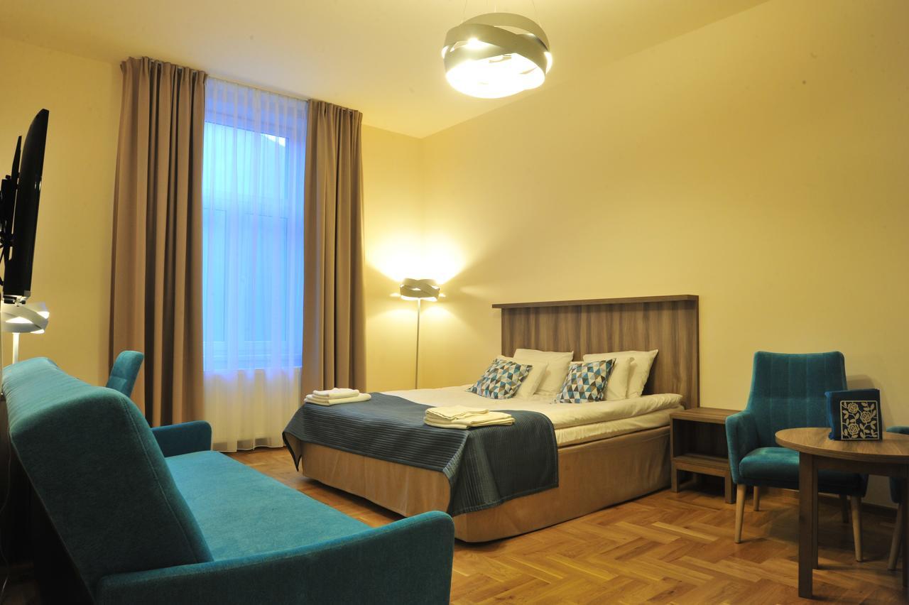 Kosmopolita Apartments Krakow Luaran gambar