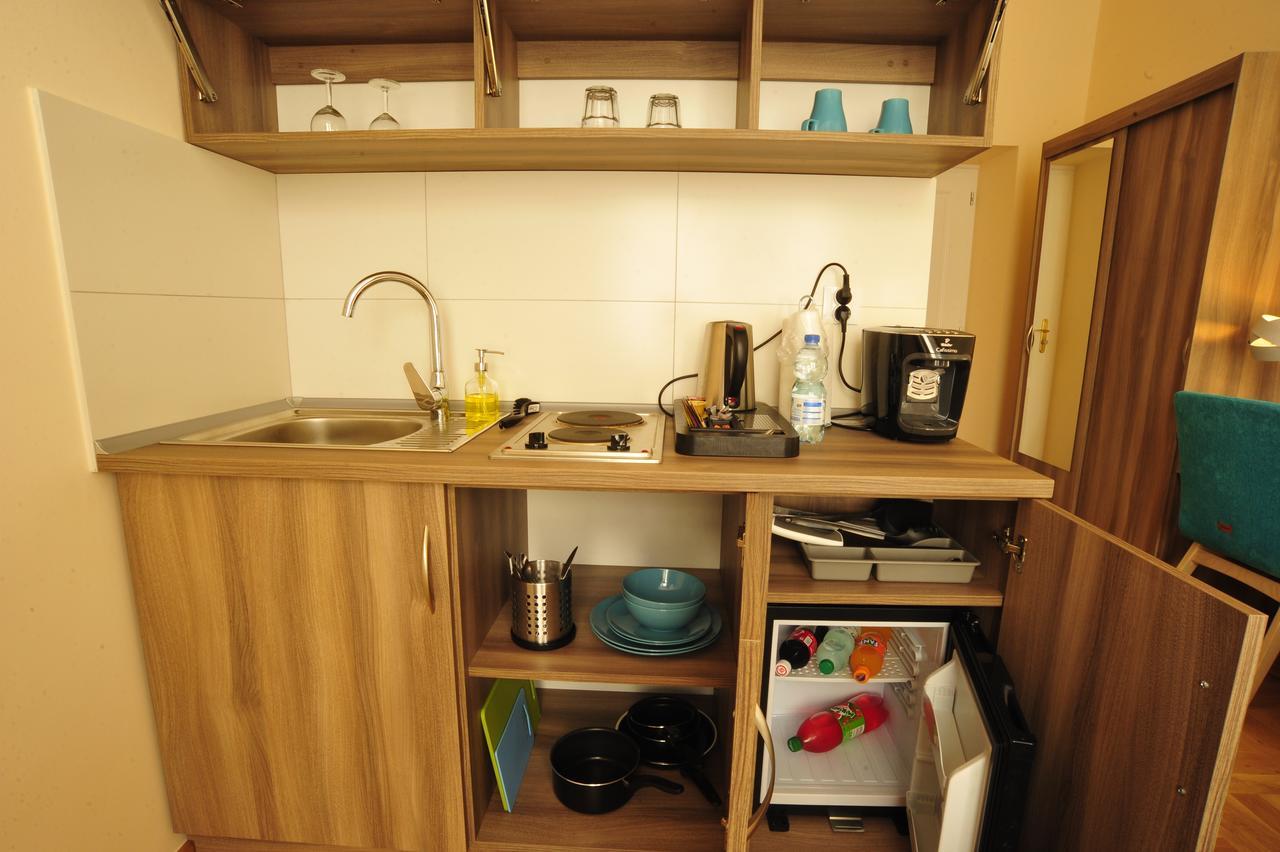 Kosmopolita Apartments Krakow Luaran gambar