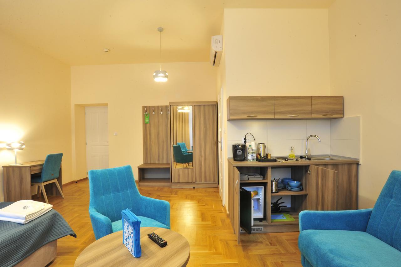 Kosmopolita Apartments Krakow Luaran gambar