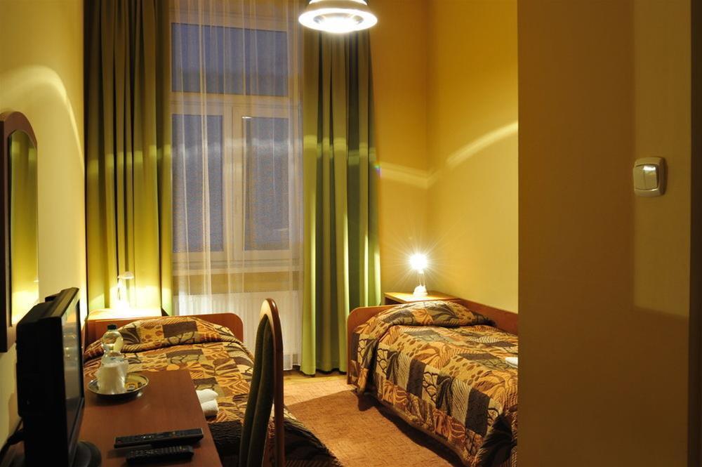 Kosmopolita Apartments Krakow Luaran gambar